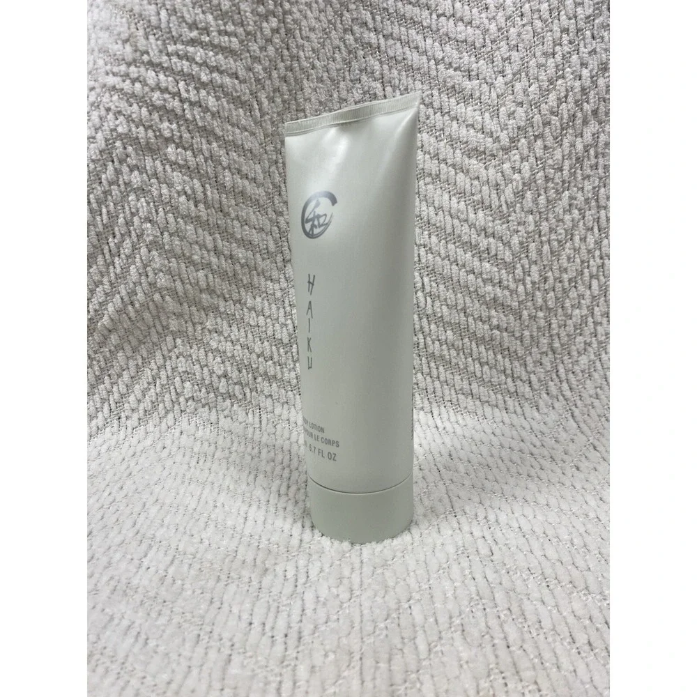 Avon Haiku Perfumed Body Lotion - 6.7 FL OZ  Japanese Citrus & Lush Floral Notes - Picture 7 of 10